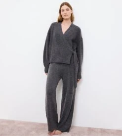 Triumph Cardigan Gris Foncé Femme Amourette Cozy -Lingerie Sipp Boutique amourette cozy cardigan dark grey melange 1