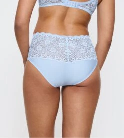 Triumph Culotte Haute Maxi Bleue En Dentelle Amourette Ice 2 Triumph Culotte Haute Maxi Bleue En Dentelle Amourette Ice -Lingerie Sipp Boutique amourette culotte maxi ice 2