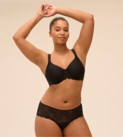 Simone Perele Soutien Gorge à Coques Moulées Noir Caresse 5 Simone Perele Soutien Gorge à Coques Moulées Noir Caresse -Lingerie Sipp Boutique caresse soutien gorge moule noir 5