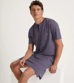 Calida Chemise De Nuit Homme Boutonnée Relax Imprint Mars Red 5 Calida Chemise De Nuit Homme Boutonnée Relax Imprint Mars Red -Lingerie Sipp Boutique cdn h bout mc mars red 5