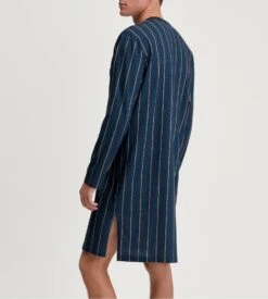 Calida Chemise De Nuit Homme à Rayures Relax Imprint Insignia Blue -Lingerie Sipp Boutique chemise de nuit homme insignia blue 3