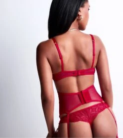 Aubade Galbe Taille Rouge En Tulle Brodé Sense Of Illusion -Lingerie Sipp Boutique galbe taille sens of illusion red berry 5