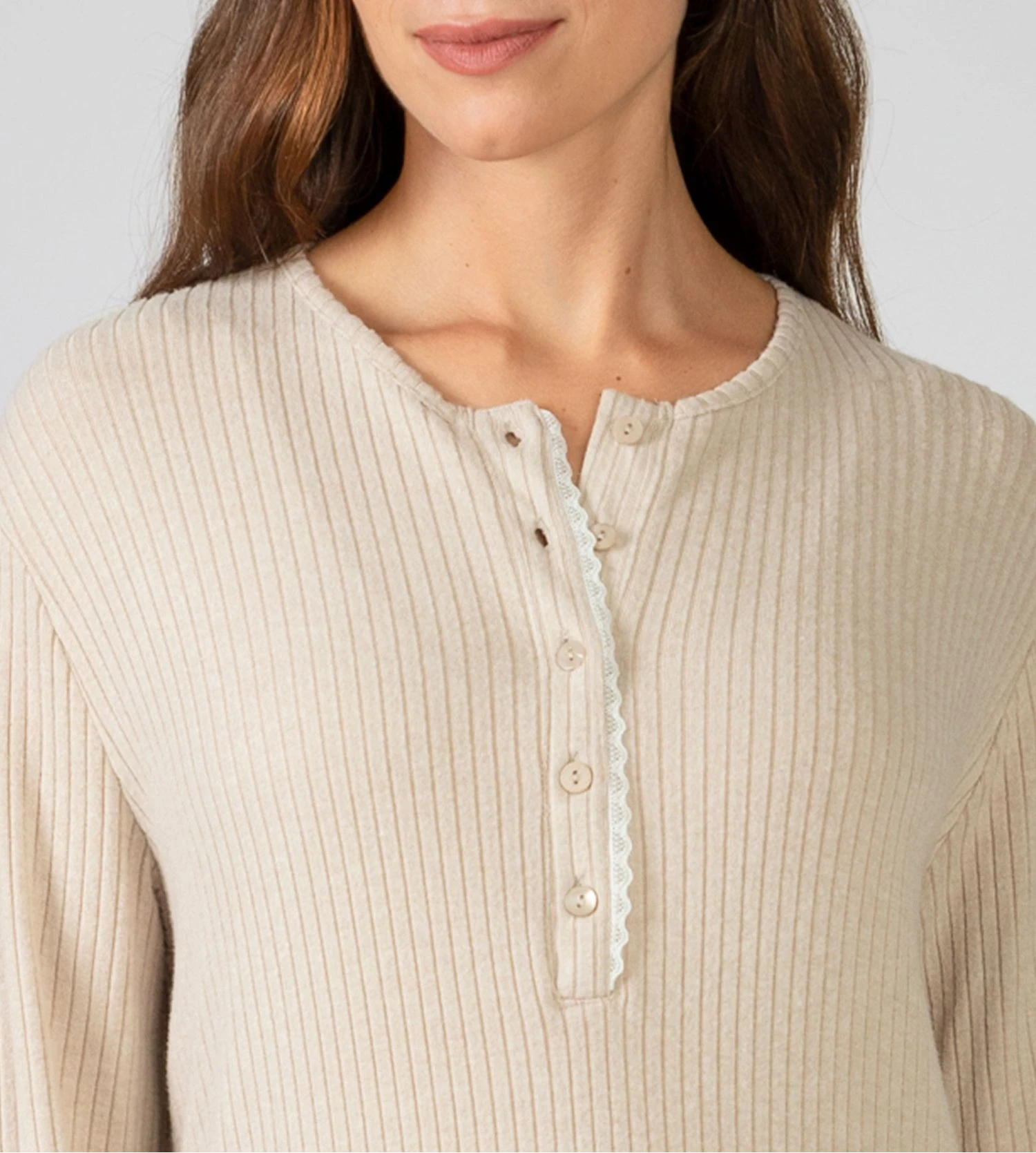 Liquette longue en viscose côtelée beige avec poches Liquette Longue En Viscose Côtelée Beige Avec Poches -Lingerie Sipp Boutique liquette femme beige fonce 2