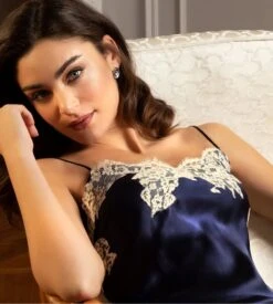 Nuisette Charme Splendeur Soie MARINE OR -Lingerie Sipp Boutique nuisette charme splendeur soie marine or 2