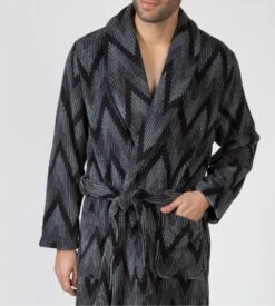 Robe De Chambre Grise Pour Homme Imprimé Graphique 2 Robe De Chambre Grise Pour Homme Imprimé Graphique -Lingerie Sipp Boutique robe de chambre homme imprime noir 2