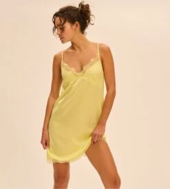 Simone Perele Nuisette Satin Secrets Jaune D'Été -Lingerie Sipp Boutique satin secrets nuisette 206 jaune d ete 4