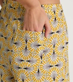 Calida Short D'intérieur Jaune Favourites Sun Ray Flower Yellow 5 Calida Short D'intérieur Jaune Favourites Sun Ray Flower Yellow -Lingerie Sipp Boutique short d imp 024 ray flower yellow 5