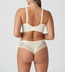PRIMA DONNA Shorty String Brodé Sedaine French Vanilla -Lingerie Sipp Boutique shorty string brode sedaine french vanilla 4