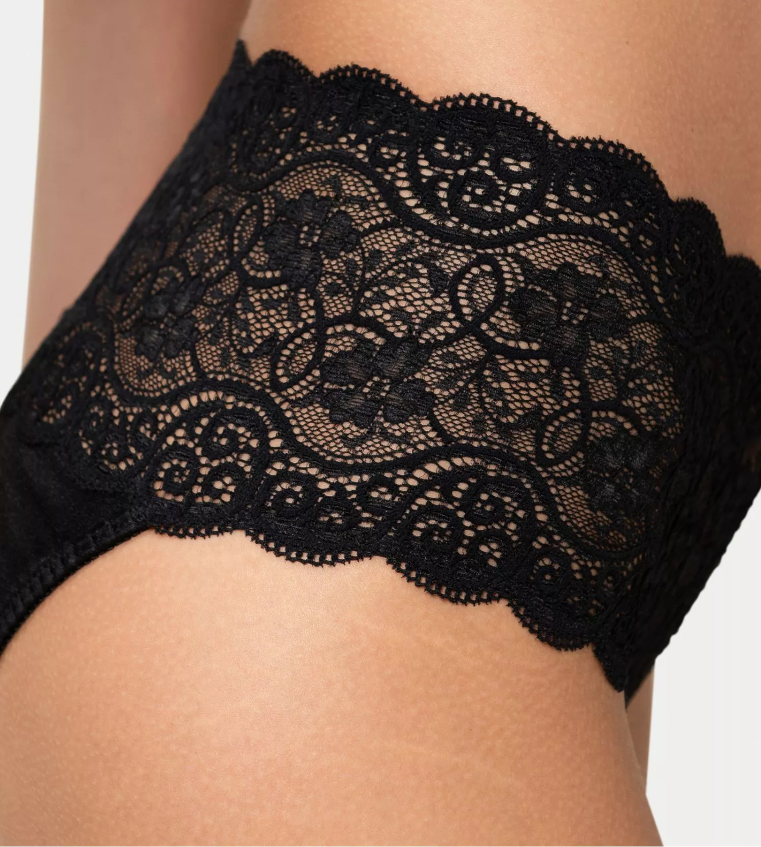 Slip Triumph Amourette 300 Maxi Noir Slip Triumph Amourette 300 Maxi Noir -Lingerie Sipp Boutique slip triumph amourette 300 maxi noir