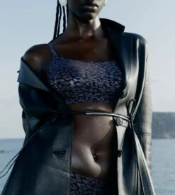 Chantelle Brassière SoftStretch à Bretelles Fines Imprimé Encre Scintillant 7 Chantelle Brassière SoftStretch à Bretelles Fines Imprimé Encre Scintillant -Lingerie Sipp Boutique softstretch bralette bf padee a60 imp encre scintillant 7