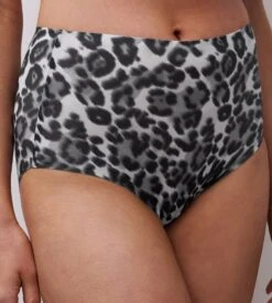 Chantelle Culotte Maxi Softstretch Imprimé Léopard Gris 3 Chantelle Culotte Maxi Softstretch Imprimé Léopard Gris -Lingerie Sipp Boutique softstretch culotte leopard gris 2