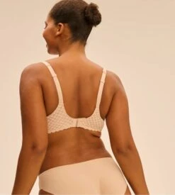 Simone Perele Soutien Gorge Spacer Beige Décolleté Plongeant Subtile Peau Rosée -Lingerie Sipp Boutique soutien gorge plongeant spacer subtile beige 4