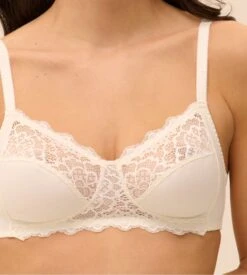 Simone Perele Soutien Gorge Sans Armatures Blanc Caresse Naturel 2 Simone Perele Soutien Gorge Sans Armatures Blanc Caresse Naturel -Lingerie Sipp Boutique soutien gorge sans armatures blanc caresse 2