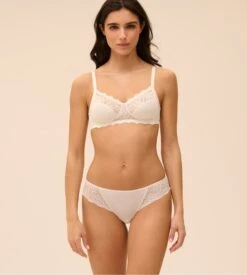 Simone Perele Soutien Gorge Sans Armatures Blanc Caresse Naturel 4 Simone Perele Soutien Gorge Sans Armatures Blanc Caresse Naturel -Lingerie Sipp Boutique soutien gorge sans armatures blanc caresse 4