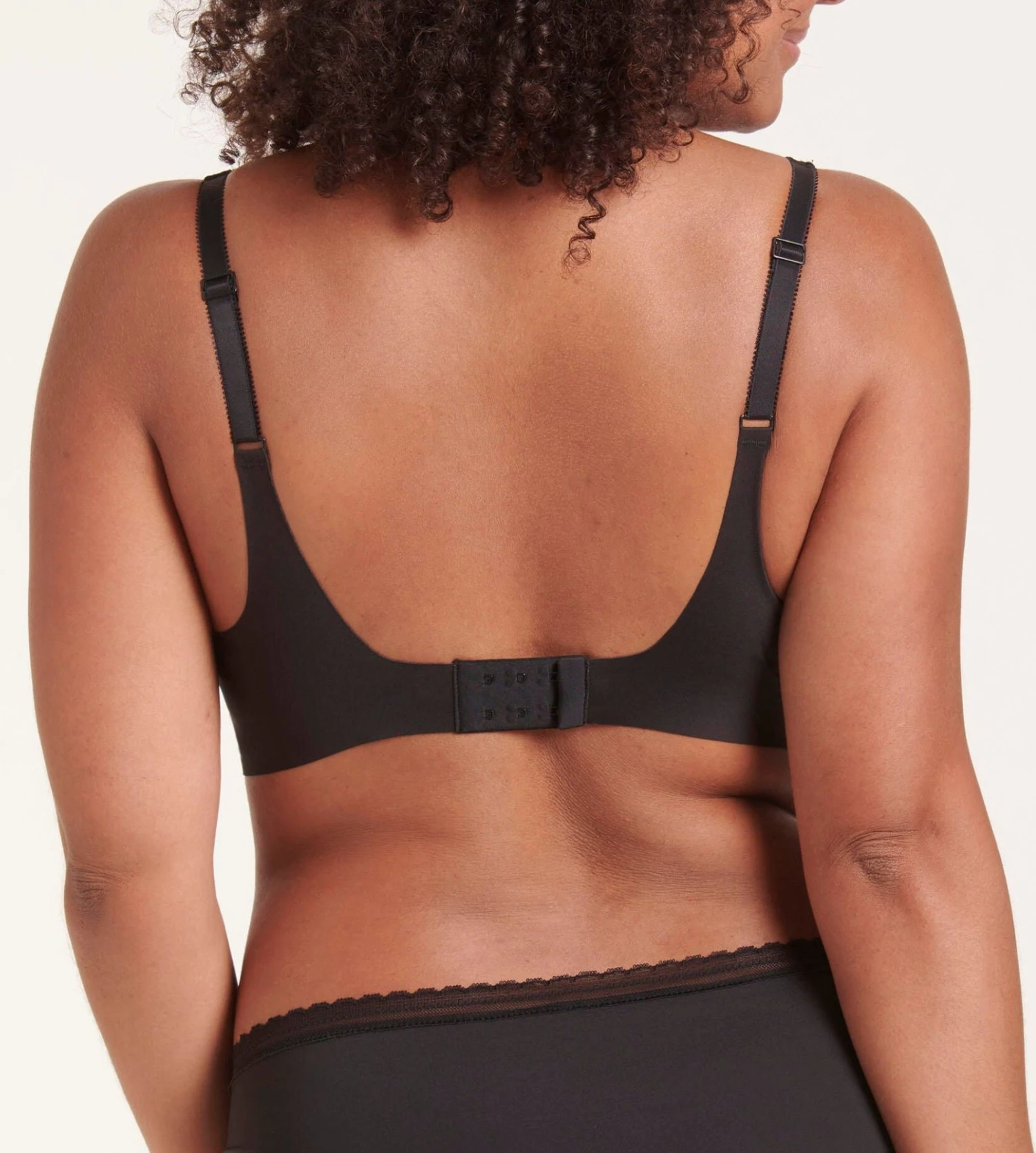 Soutien-gorge sans armatures Body Adapt Twist Noir Sloggi Soutien-gorge Sans Armatures Body Adapt Twist Noir -Lingerie Sipp Boutique soutien gorge sans armatures body adapt twist noir 2