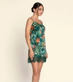 Nuisette Charme Avec Imprimé Floral Satiné Vert Tropique En Fleurs Nature Tropic 3 Nuisette Charme Avec Imprimé Floral Satiné Vert Tropique En Fleurs Nature Tropic -Lingerie Sipp Boutique tropique en fleurs nuisette charme nature tropic 3